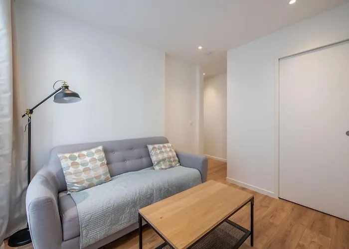 49 Rochechouart - Cozy Apartment Near Montmartre